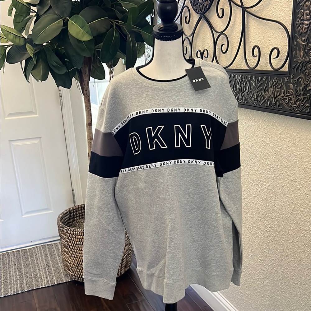 DKNY Crewneck Sweater Gray and Black Minimalist Style